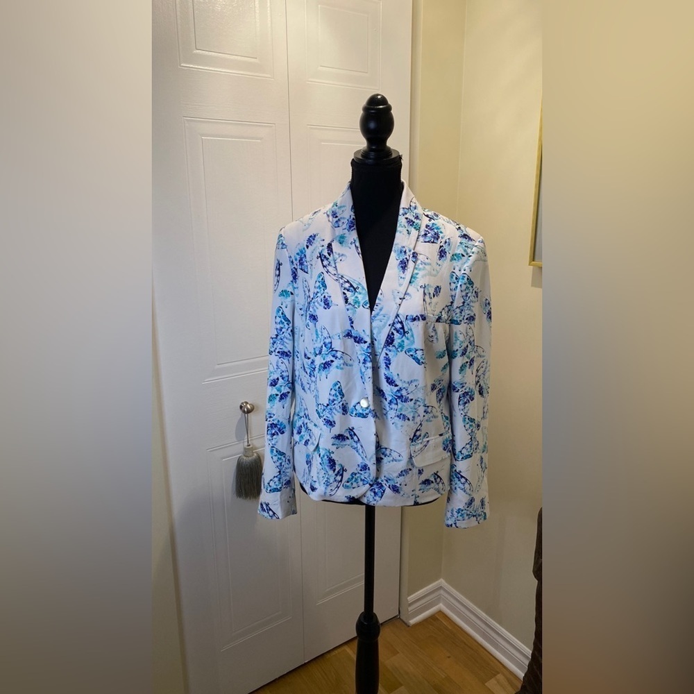 Reitmans petites blue & white butterfly 🦋 pattern jacket w/ top & front pockets - Picture 5 of 13